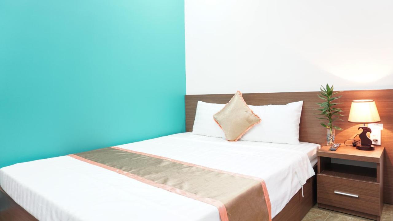 Hung Long Hostel Hue Bagian luar foto