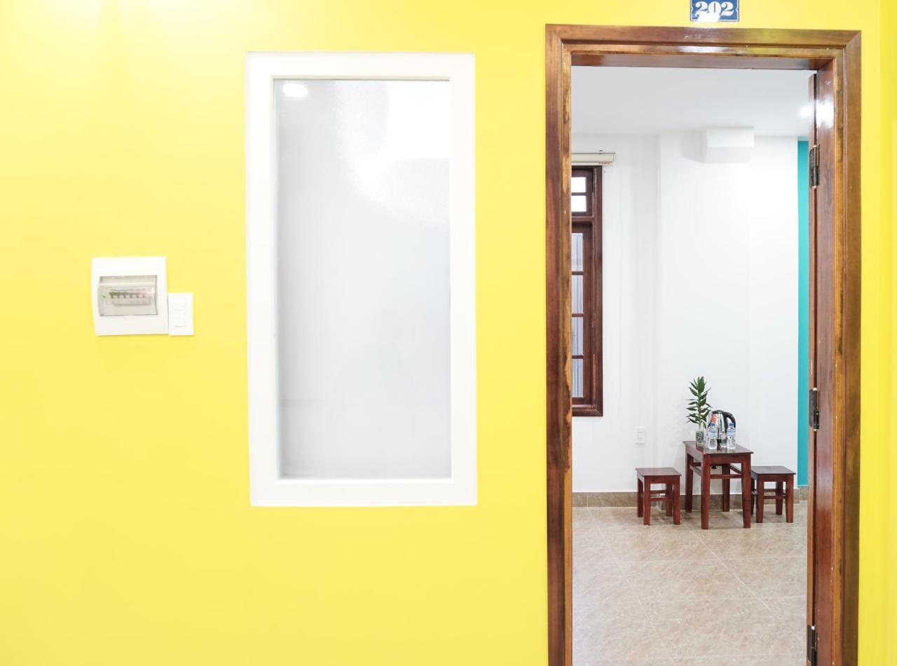 Hung Long Hostel Hue Bagian luar foto