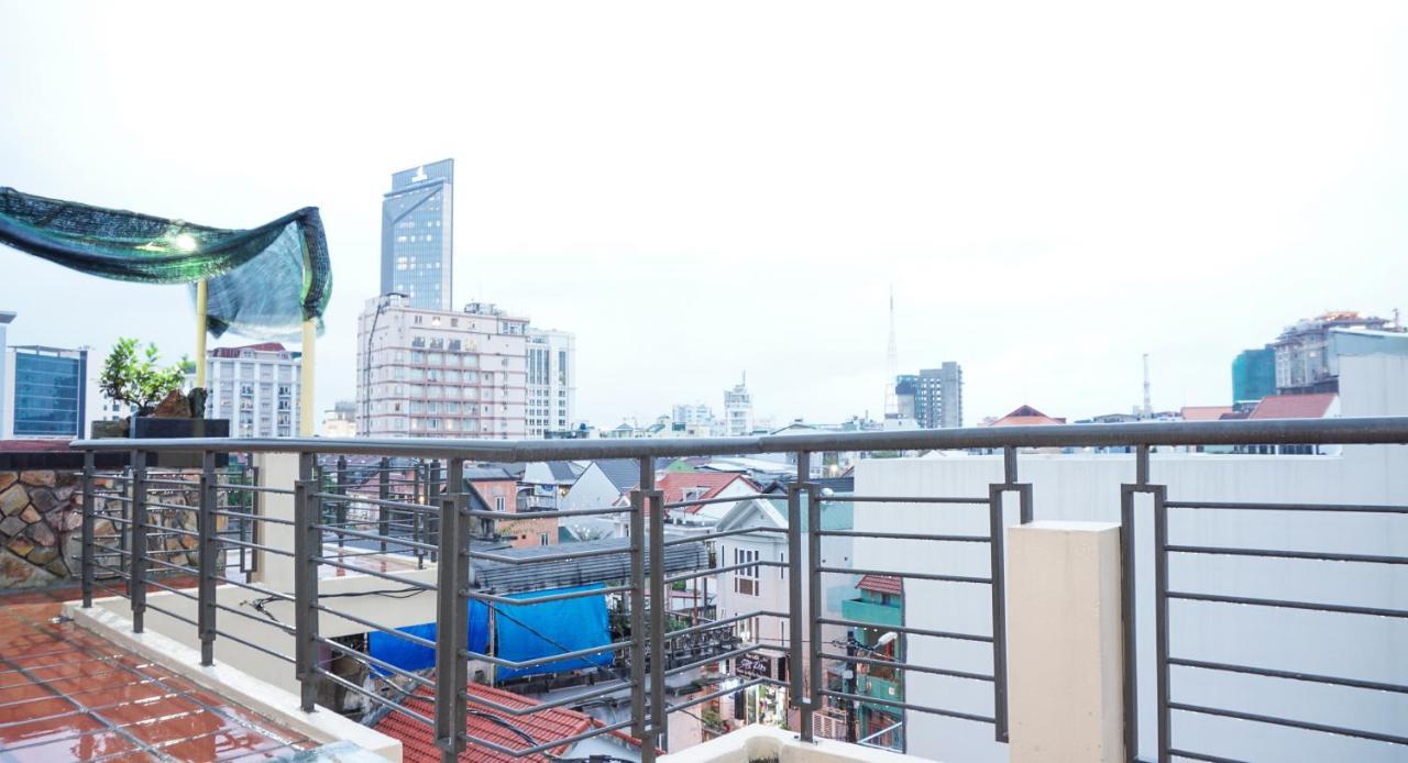 Hung Long Hostel Hue Bagian luar foto